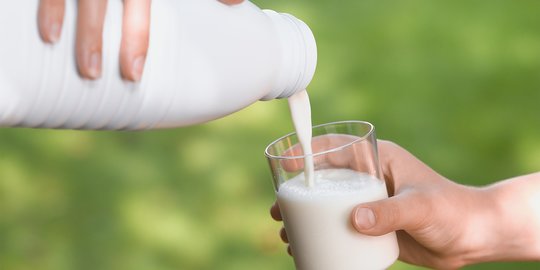 CEK FAKTA: Hoaks Produk Susu Kemasan Botol Ini Mengandung Formalin