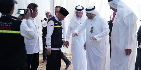 Lantai Tenda untuk Wukuf di Arafah Kini Dilapisi Pasir, PPIH Minta Toilet Ditambah
