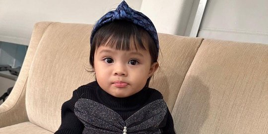 Potret Cantik Baby Ameena Dipuji Miliki Aura Diva, Komentar Krisdayanti Jadi Sorotan