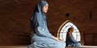Bacaan Tahiyat Akhir Latin dan Doa Salat Lainnya, Lengkap Perlu Diketahui