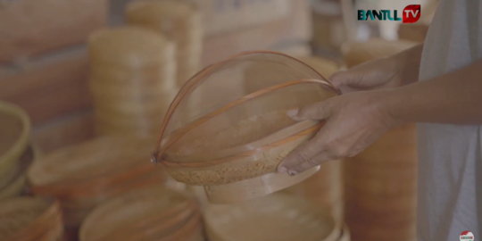 Melihat Kerajinan Bambu Cantik Khas Bantul, Ada Keranjang Buah sampai Boks Laundry