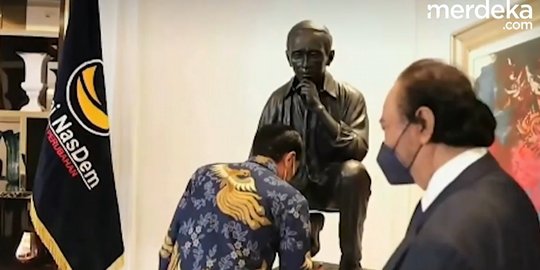 VIDEO: Nasib Patung Jokowi di Ruang Kerja Surya Paloh, Masih Ada?