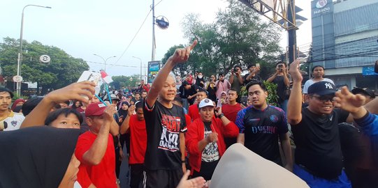 Ganjar Pranowo Lari Pagi Bareng Relawan dan Warga Serang, Diteriaki 'Presiden'