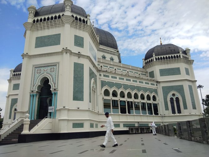 masjid raya al mashun medan