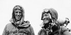 29 Mei 1953: Edmund Hillary dan Tenzing Norgay Berhasil Capai Puncak Everest