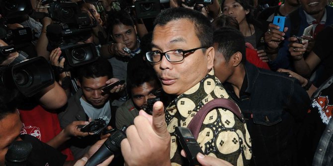 Denny Indrayana Mengaku Dapat Info MK Bakal Putuskan Pemilu Proporsional Tertutup