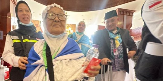 Cerita Nenek Sarimah, Yakinkan Anak dan Cucu Diizinkan Berhaji Sendiri