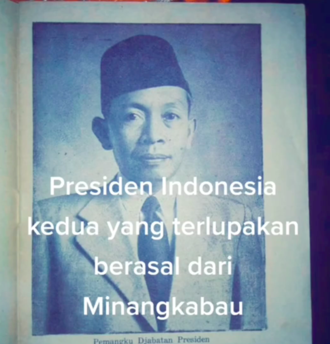 ternyata ada presiden indonesia bernama assaateks camat pilih sepeda ketimbang mobil