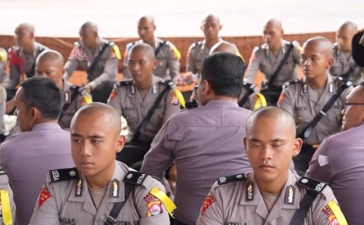 momen jenderal polisi makan bersama