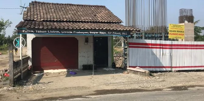 rumah di sleman nekat berdiri di proyek tol jogja bawen