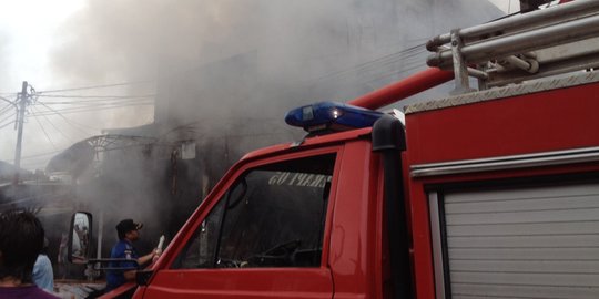 Rumah Warga di Cianjur Ludes Terbakar, Nasib Bocah 4 Tahun Berujung Tragis