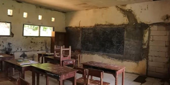 Potret Sekolah Untuk Menuntut Ilmu di Pedalaman Bandung Barat Sangat Memprihatinkan