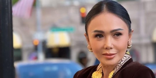 Cantik dan Elegannya Yuni Shara Jalan-jalan di Amerika, Netizen Auto Terpana