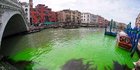 Air Kanal Venesia Berubah Hijau, Penyebabnya Masih Misterius