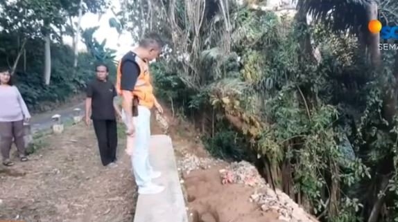 tiga pekerja di kudus tewas tertimbun longsor