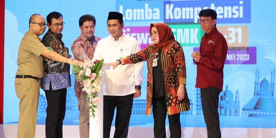 Wagub Jateng Gaungkan Pesantren Ramah Perempuan dan Anak, Begini Caranya