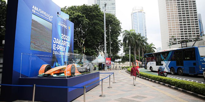 Gratis, Shuttle Bus Disiapkan Antar Penonton Formula E dari Parkiran sampai Sirkuit