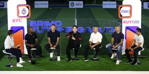 Momen Erick Thohir Datangkan 5 Legenda Sepakbola Dunia di BRImo Future Garuda