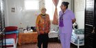 Potret Unyu Istri Panglima TNI Peluk Bantal Guling saat Sidak Korimek di Lebanon