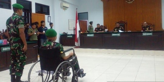 Momen Prajurit TNI Sujud Sukur Lolos dari Hukuman Mati