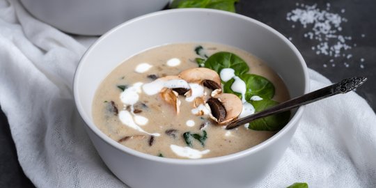 Resep Sup Krim Jamur (Mushroom Cream Soup) Praktis dan Gurih