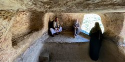 Jelajah Istana Batu yang Ikonik di Yaman