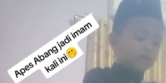 Momen Saudara Salat Berjemaah Ini Bikin Kagum, Kakak Terima Dikoreksi Bacaannya