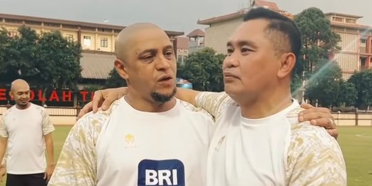 Jenderal Ini Tanya Makanan Roberto Carlos Pakai Bahasa Jawa: Sego Goreng atau Opo?