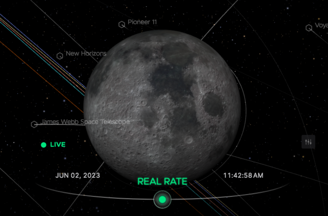 tampilan 3d ini bisa jelajah planet di tata surya secara realtime dan bisa dicoba