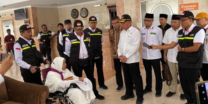 Kunjungi Makkah dan Madinah, Menko PMK Cek Layanan untuk Jemaah Haji