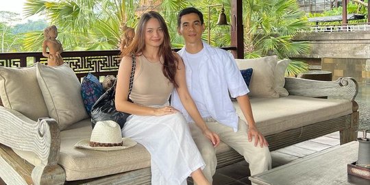 6 Potret Enzy Storia dan Molen Kasetra Honeymoon di Bali, Romantis Banget!