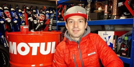 Kiat Sylvain Guintoli, Brand Ambassador Motul, Tetap Kompetitif di Balapan Dunia