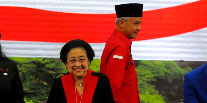 VIDEO: Keras Megawati Ingatkan Capres Ganjar Petugas Partai, "Awas Kamu Tak Ngomong!"