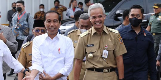 Sekjen PDIP Ungkap Cawe-cawe Jokowi Bersama Ganjar untuk Kemajuan Indonesia