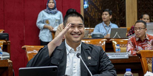 Menpora Setujui Formula E Tahun Depan Digelar Malam Hari