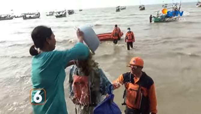 kisah nelayan terombang ambing di laut hanya konsumsi air