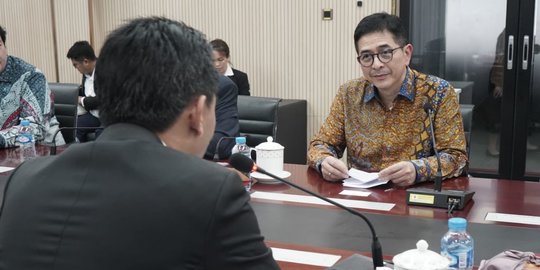 Transformasi Jadikan Laos Pusat Transportasi dan Energi Terbarukan di ASEAN