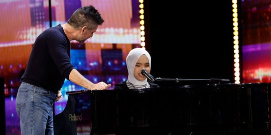 Bikin Simon Cowell Terpukau, Putri Ariani Dapat Golden Buzzer di America's Got Talent