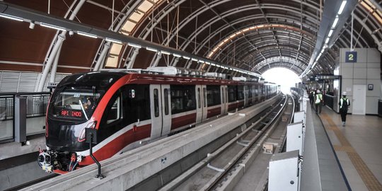 Stasiun LRT Velodrome Disorot, Bikin Warga Kebanjiran