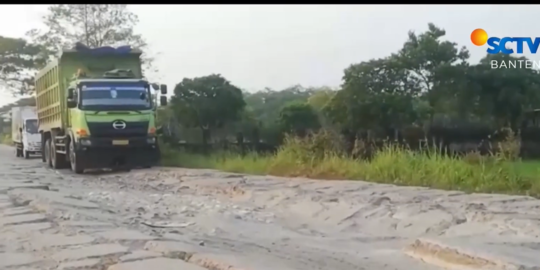 Potret Jalan Malingping-Beyeh di Lebak Rusak Parah Selama Empat Tahun, Warga Mengeluh