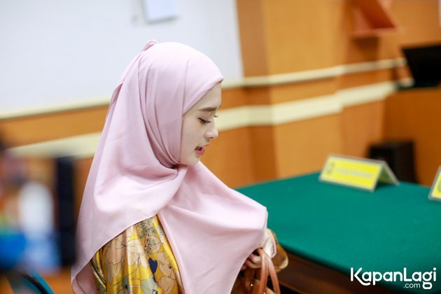 5 momen tegar inara rusli bertemu virgoun jalani sidang mediasi