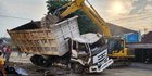 Truk Pengangkut Tanah Timpa Mobil di Semarang, 2 Orang Meninggal Dunia