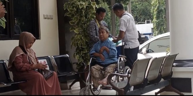 Ditipu & Batal Umrah, Pria Disabilitas Ini juga Harus Kembalikan Uang Jemaah Lain