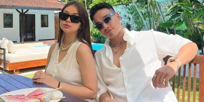 Selalu Beri Dukungan, Ini Kisah Cinta Rebecca-Fadly yang Disebut Mirip Vanessa-Bibi