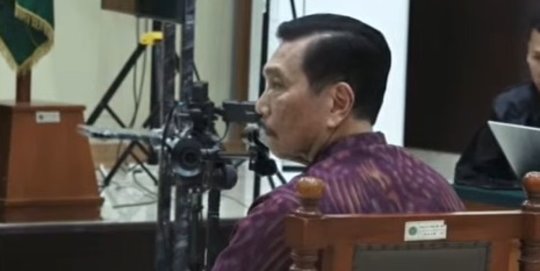 Luhut Mulai Beri Kesaksian, Hakim Debat Panas dengan Kuasa Hukum Haris Azhar & Fatia