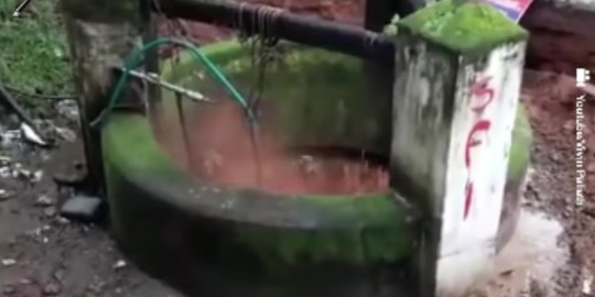 Viral Video Sebuah Sumur Tua Tiba-tiba Hilang Ditelan Bumi Akibat Sinkhole