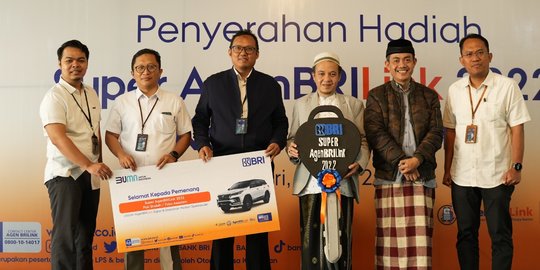 BRI Beri Kejutan 2 Mobil untuk Super Agen BRILink