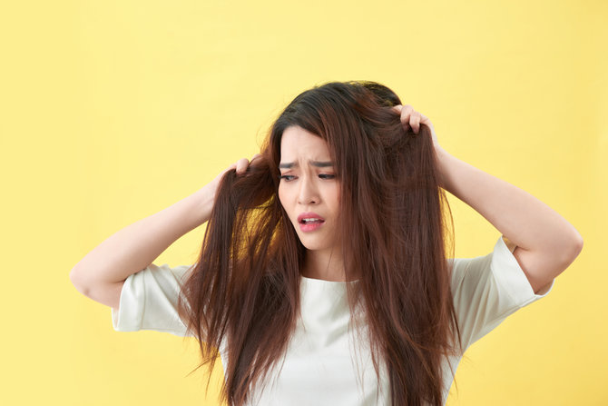 12 tips ampuh atasi rambut mengembang yang gampang kusut biar lebih halus dan lembut