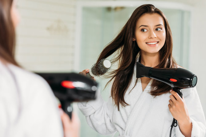 12 tips ampuh atasi rambut mengembang yang gampang kusut biar lebih halus dan lembut