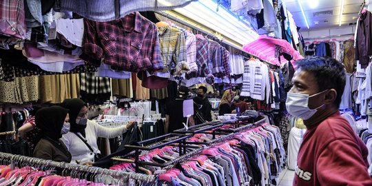 Pedagang Pasar Senen Masih Jualan Baju Bekas Impor Kemendag Angkat Suara Merdeka Com